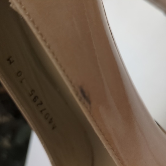 💥MUST GO💥  Stuart Weitzman Tan Heels Classic Design - Picture 9 of 12